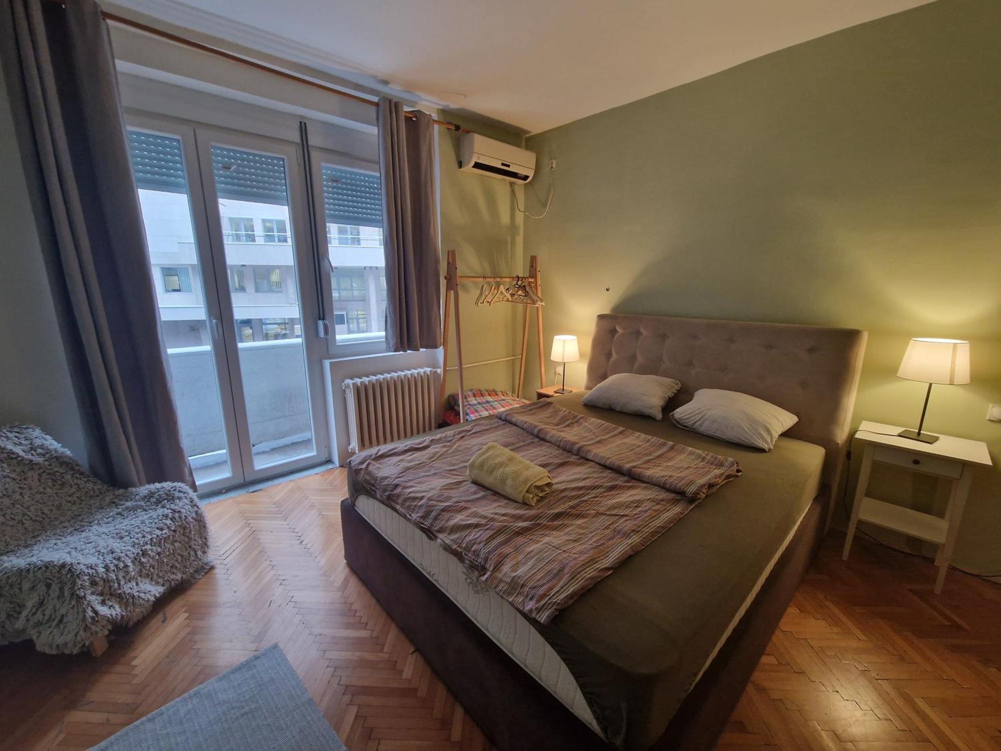 Central Station Private Rooms Belgrado Exterior foto